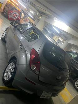 هیوندای i20